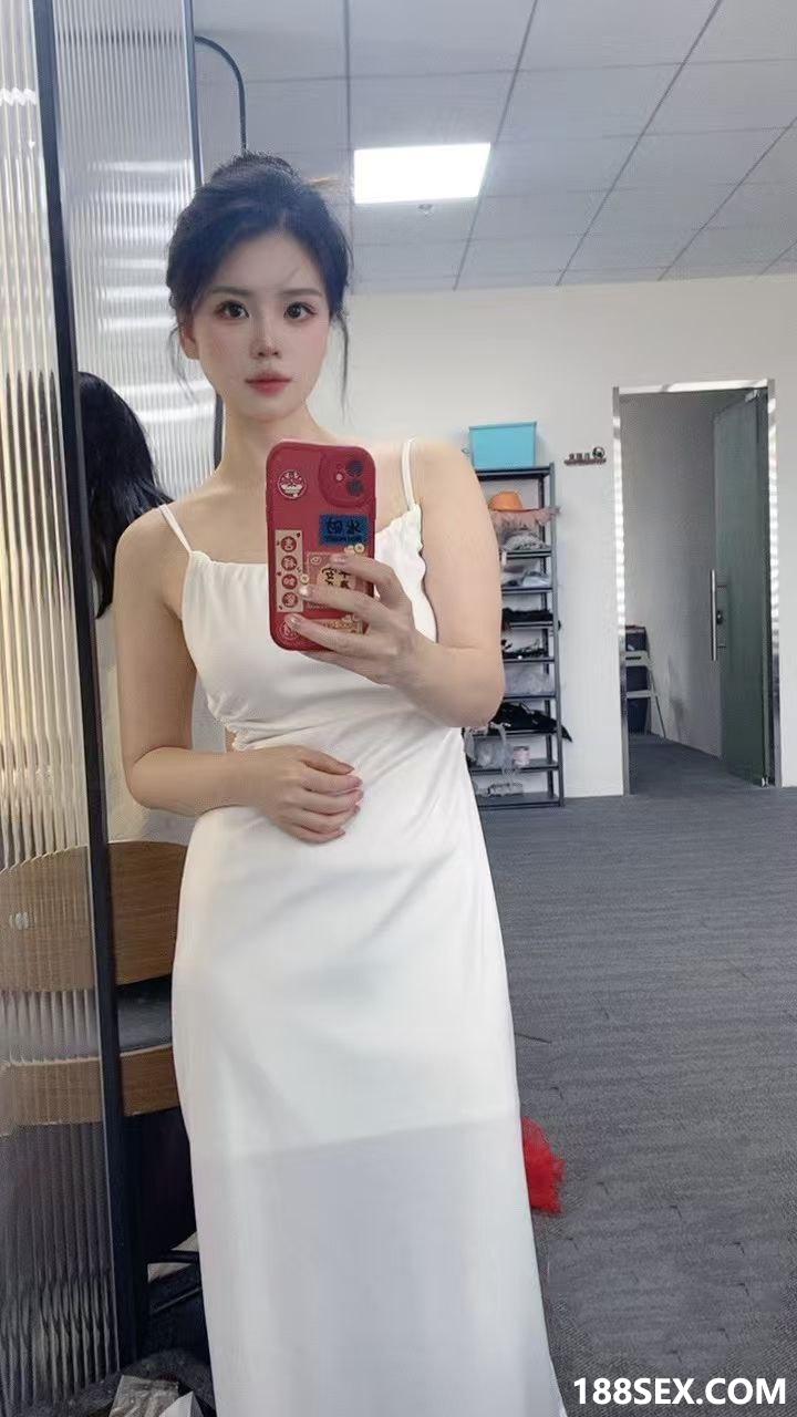 171821kwyorrc6zmzcr8r6.jpg