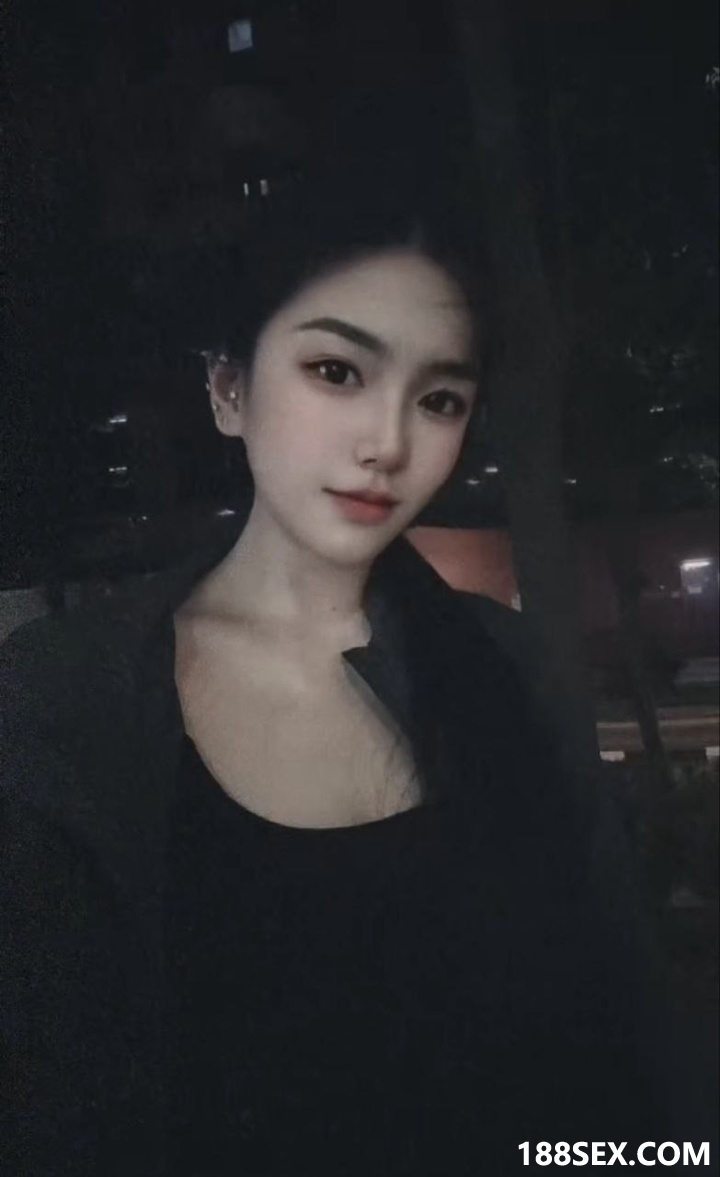 204418r55tdh67szzrsnjj.jpg