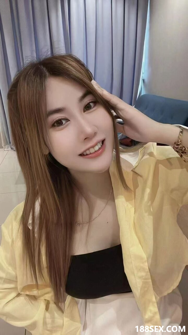 172707ade51fa1g068lfb2.jpg