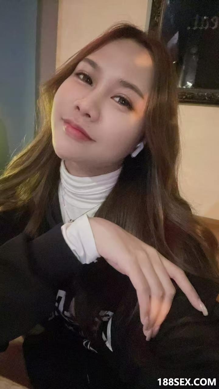180435rgh33o12ce1zcef6.jpg