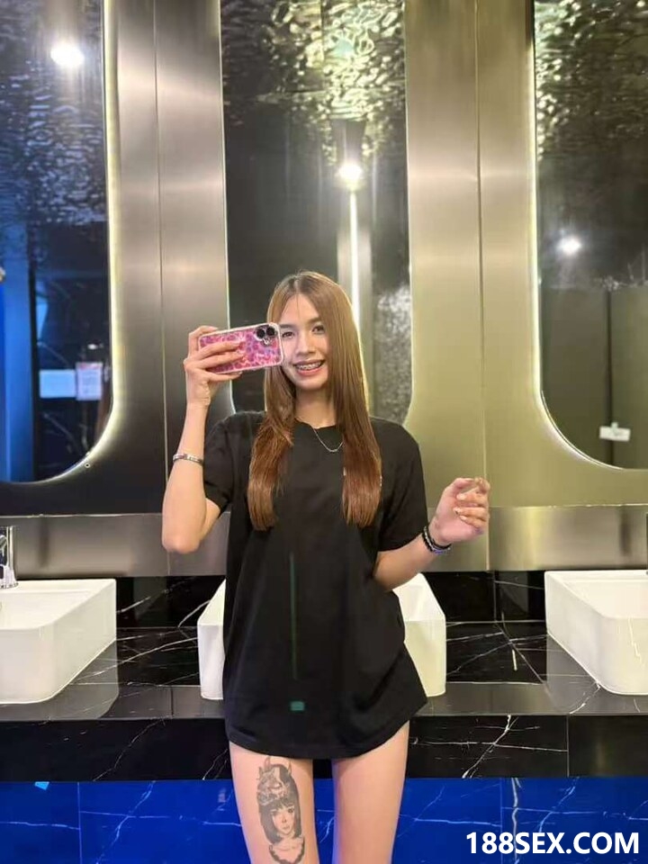 084036o37aa252g3z64le5.jpg