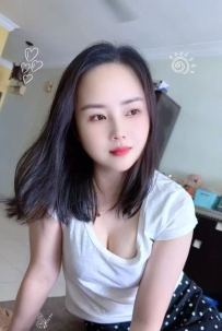 [吉隆坡Sg.Besi] 水云间15号按摩师依依 WhatsApp: 011-6384 8306