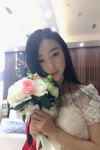 哥们结个婚就把漂亮的伴娘也给睡了