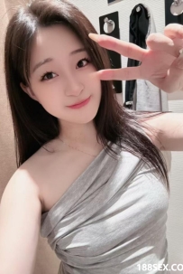 [旧吧生路] 欣悦98号按摩师凡凡 WhatsApp: 017-931 2825